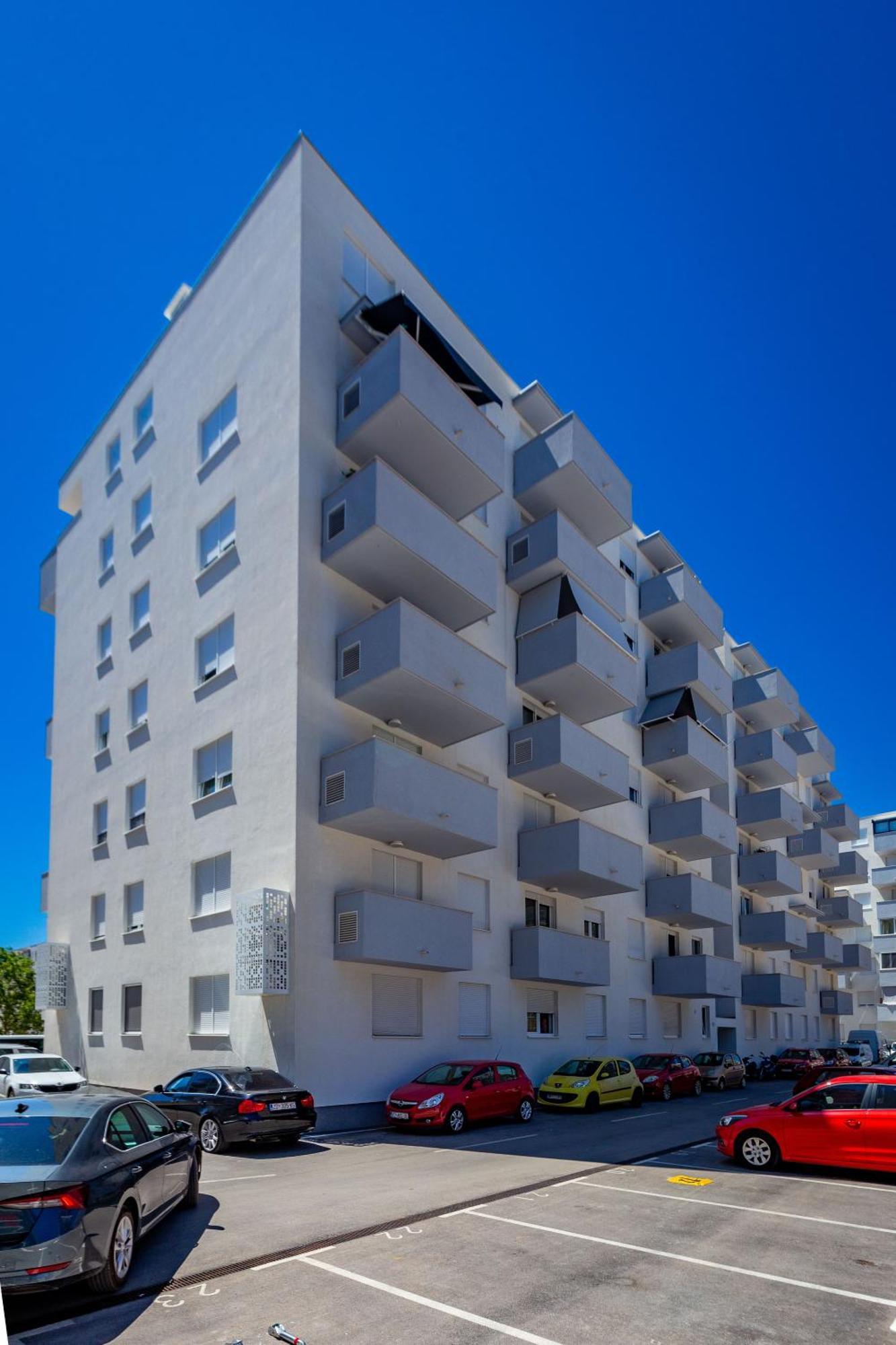 Campanula Apartment With Balcony Zadar Eksteriør billede